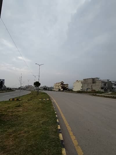 35x70 Level Plot On Prime Location Available For Sale G-14/islamabad