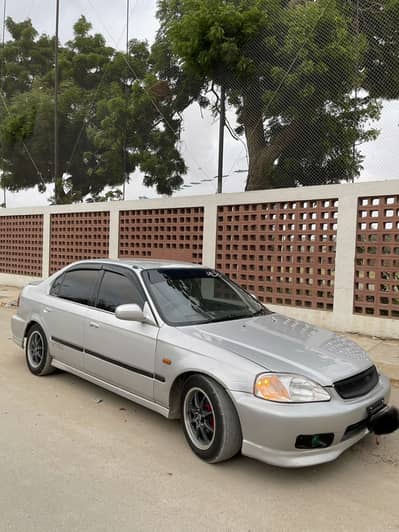 Honda Civic EXi 1999