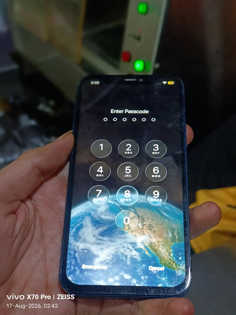Apple iPhone 12 5