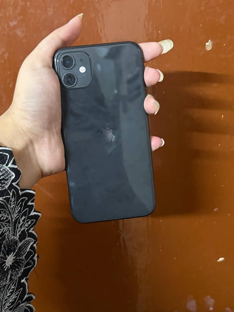 Apple iPhone 11 3