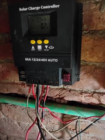 pmw solar chargar 60 amp