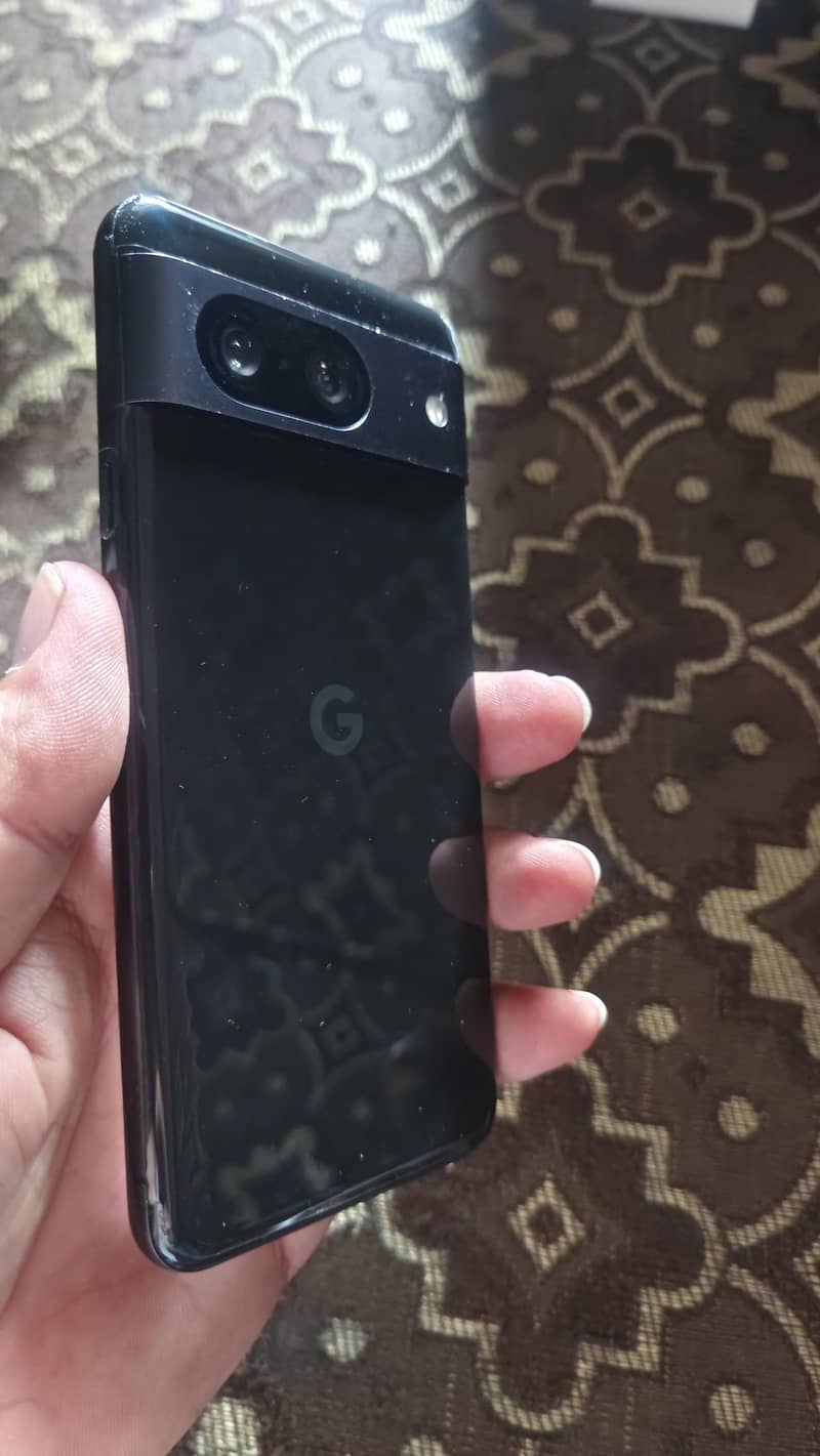 Google Pixel 8 1