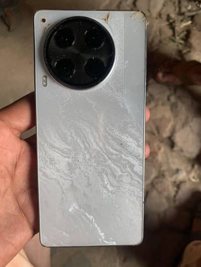 Tecno CAMON 30