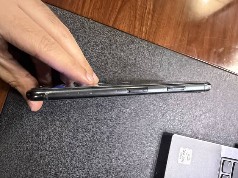 Apple iPhone 11 Pro Max 3
