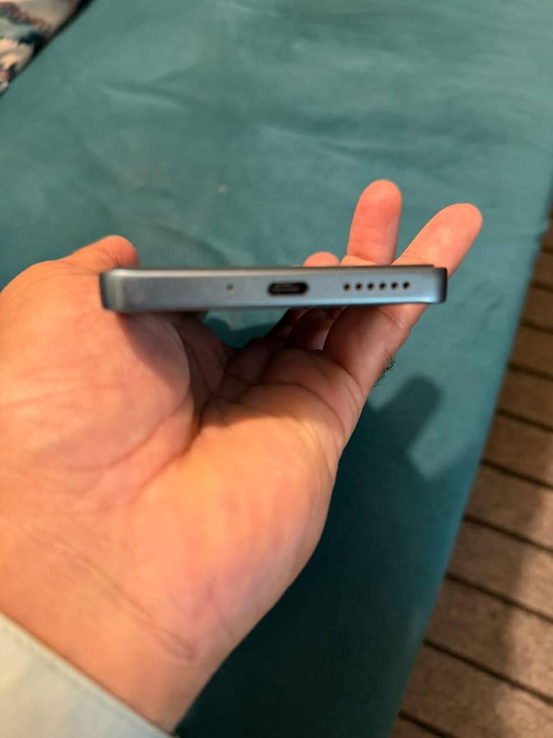 Xiaomi Redmi Note 13 Pro 4