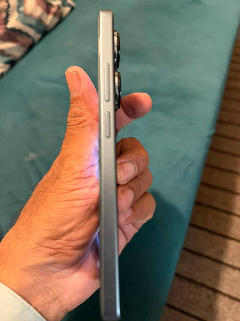 Xiaomi Redmi Note 13 Pro 5