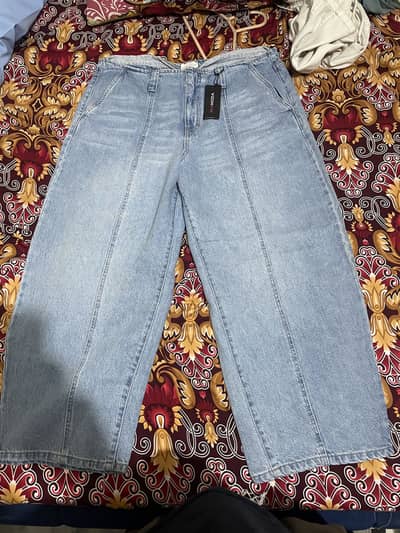 Baggy jeans