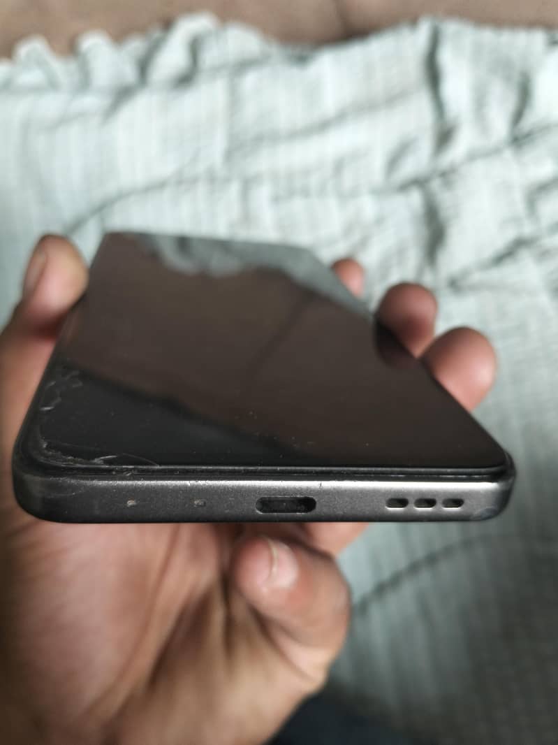 OPPO A5 Pro 4