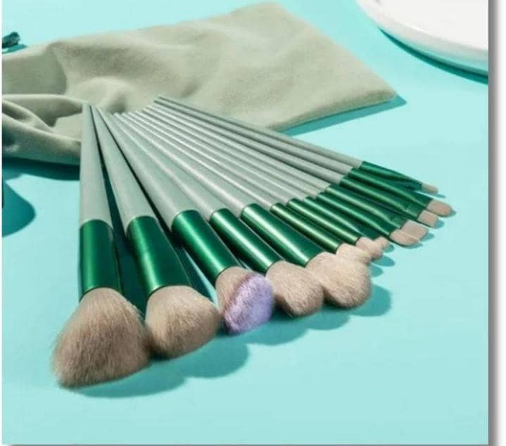 Makeup Brushes 1