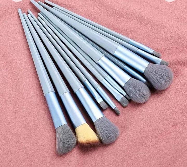 Makeup Brushes 3