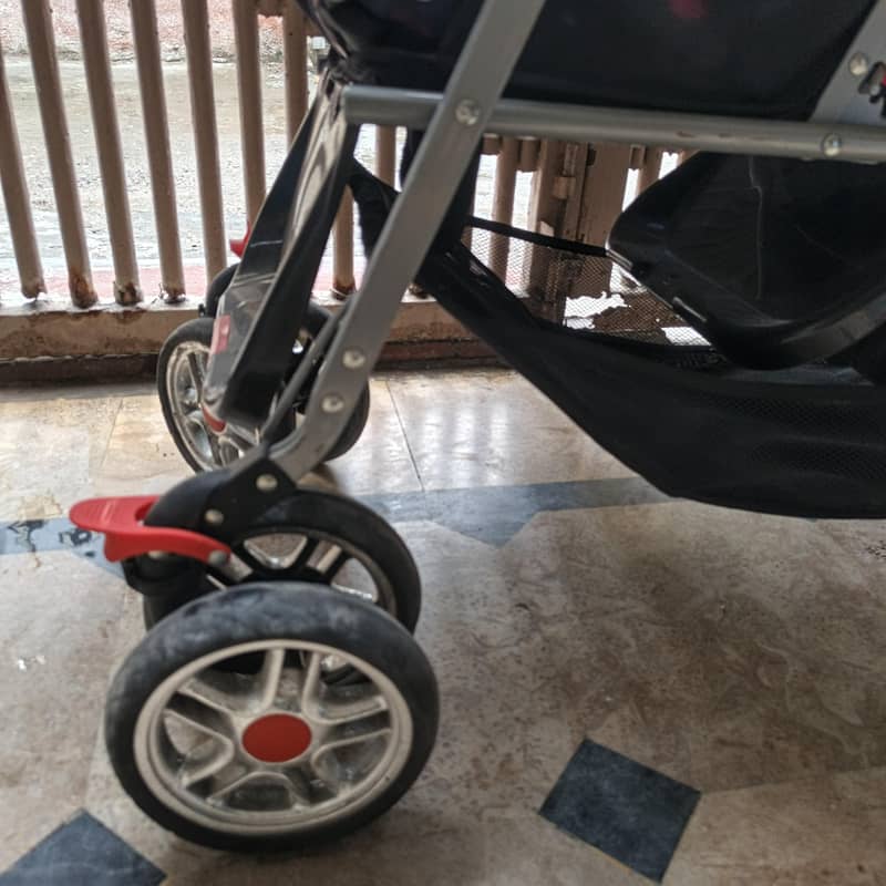 Twin stroller 3