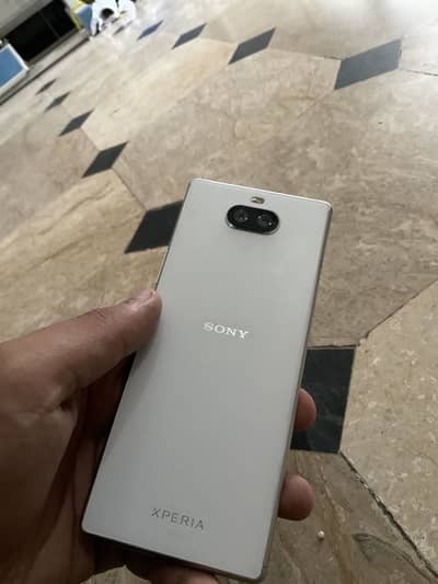 Sony Xperia 8 4/64GB Non-PTA | Snapdragon 630 | Waterpack | 10/10
