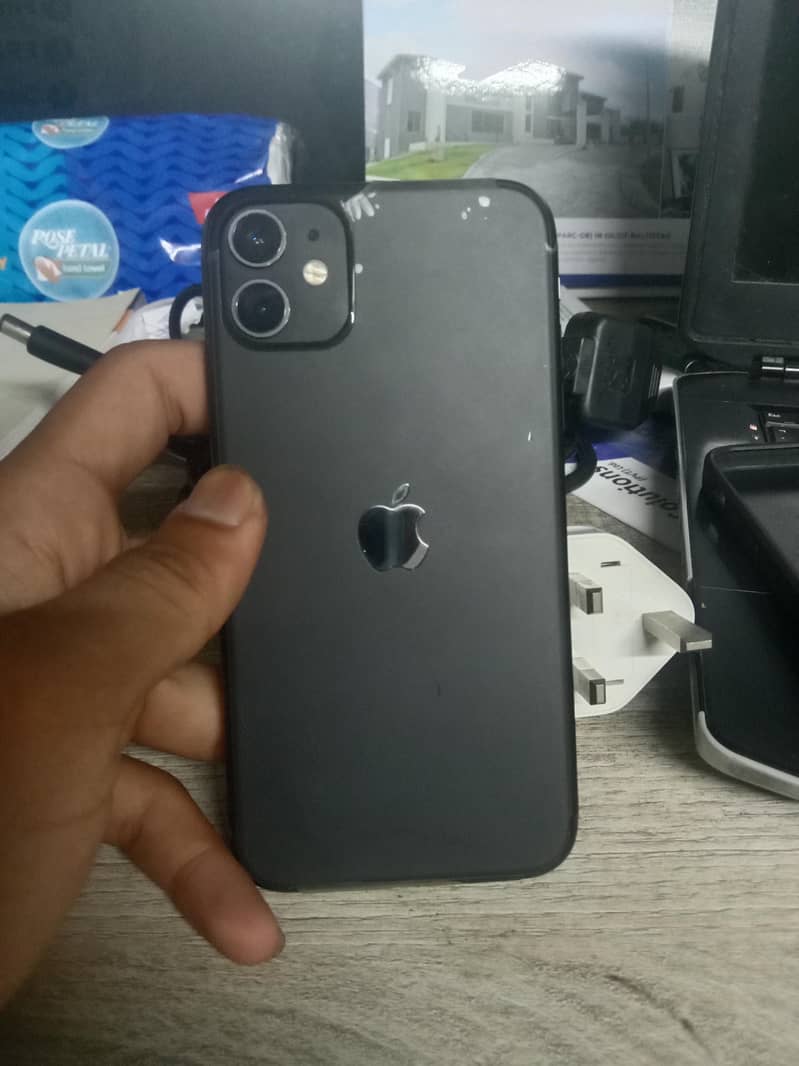 Apple iPhone 11 0