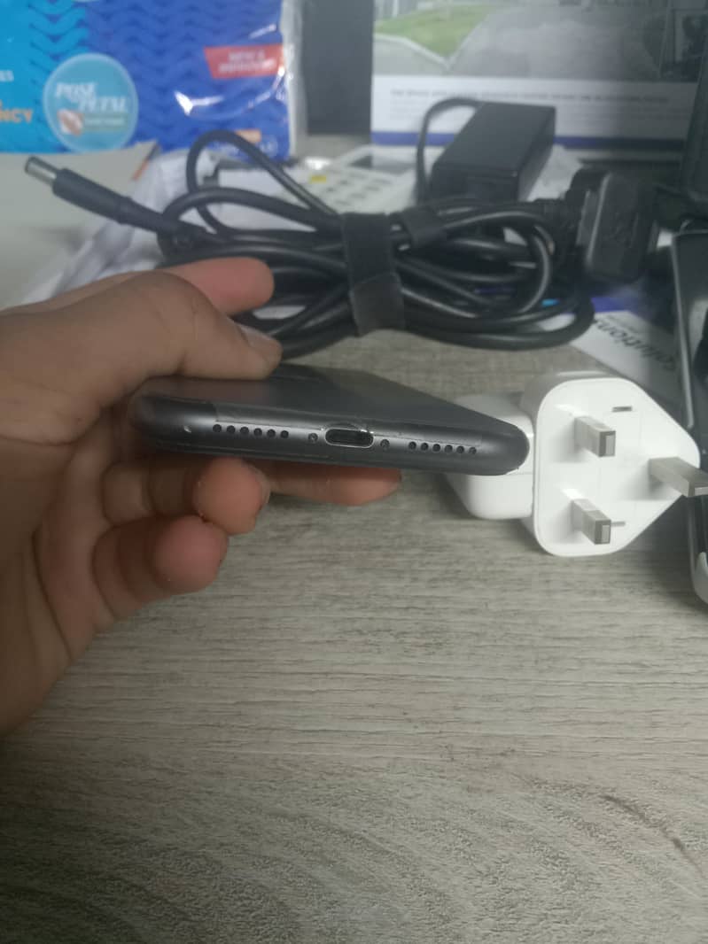 Apple iPhone 11 1