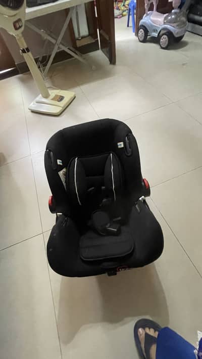 Tinnies baby carrying cot