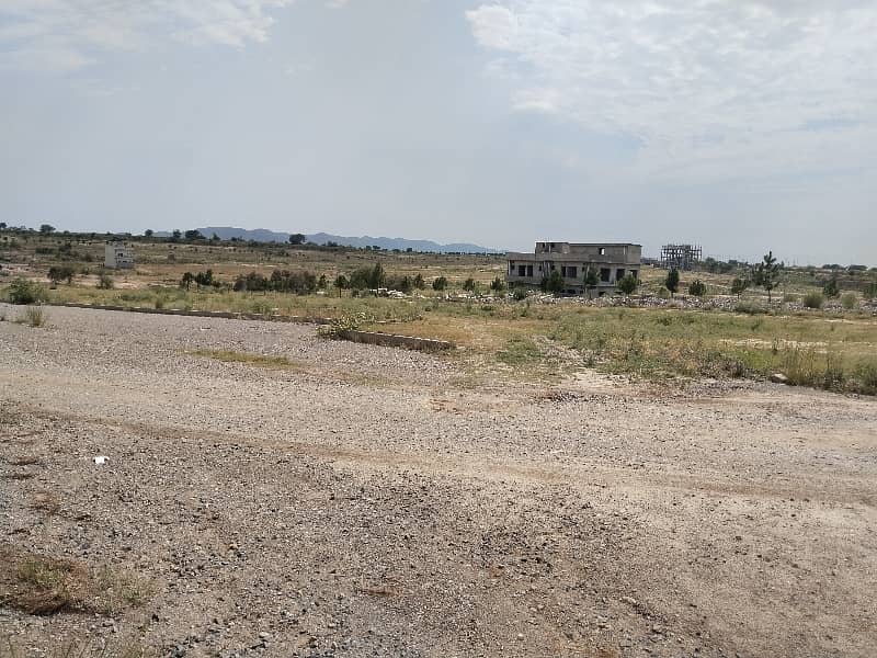 Plot For Sale 9