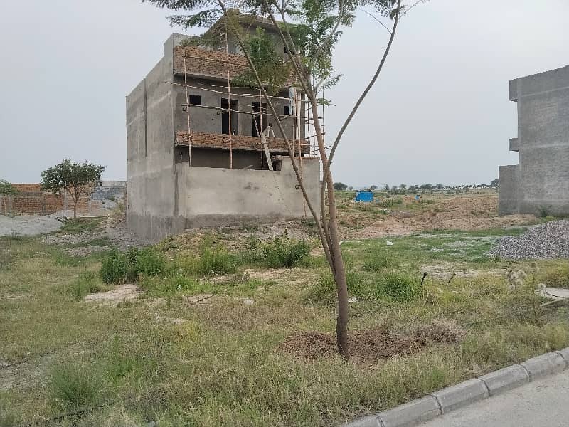 Plot For Sale 0