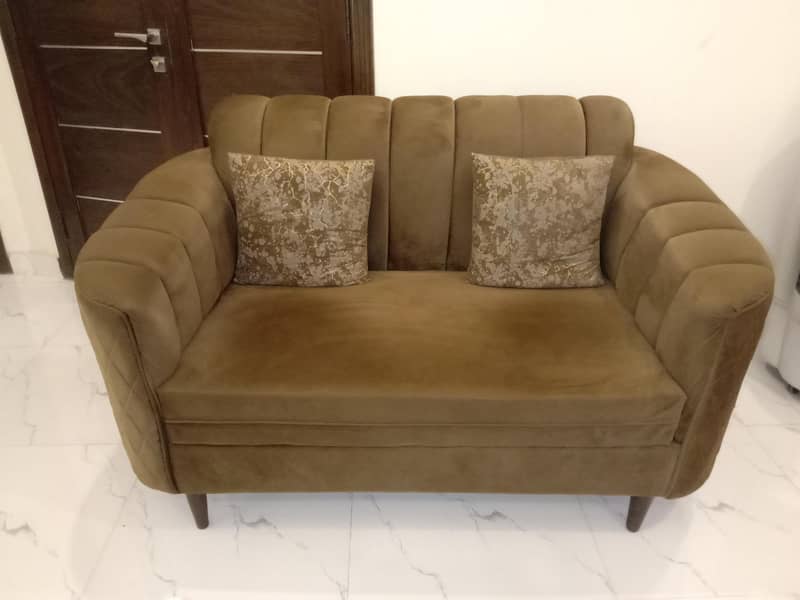 |Sofa set|Excellent Condition|03072401657 3