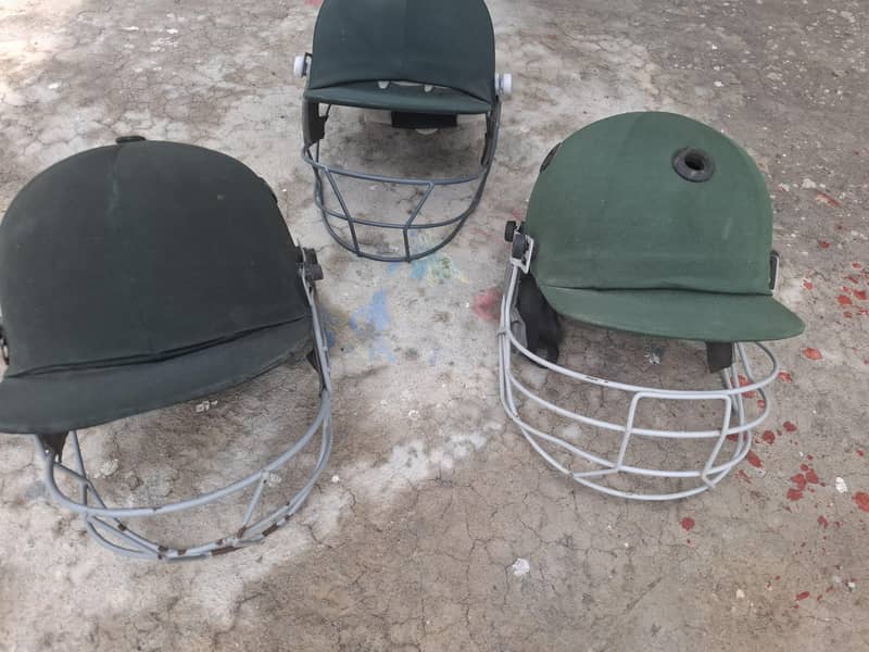 3 had balls Helmets 3
