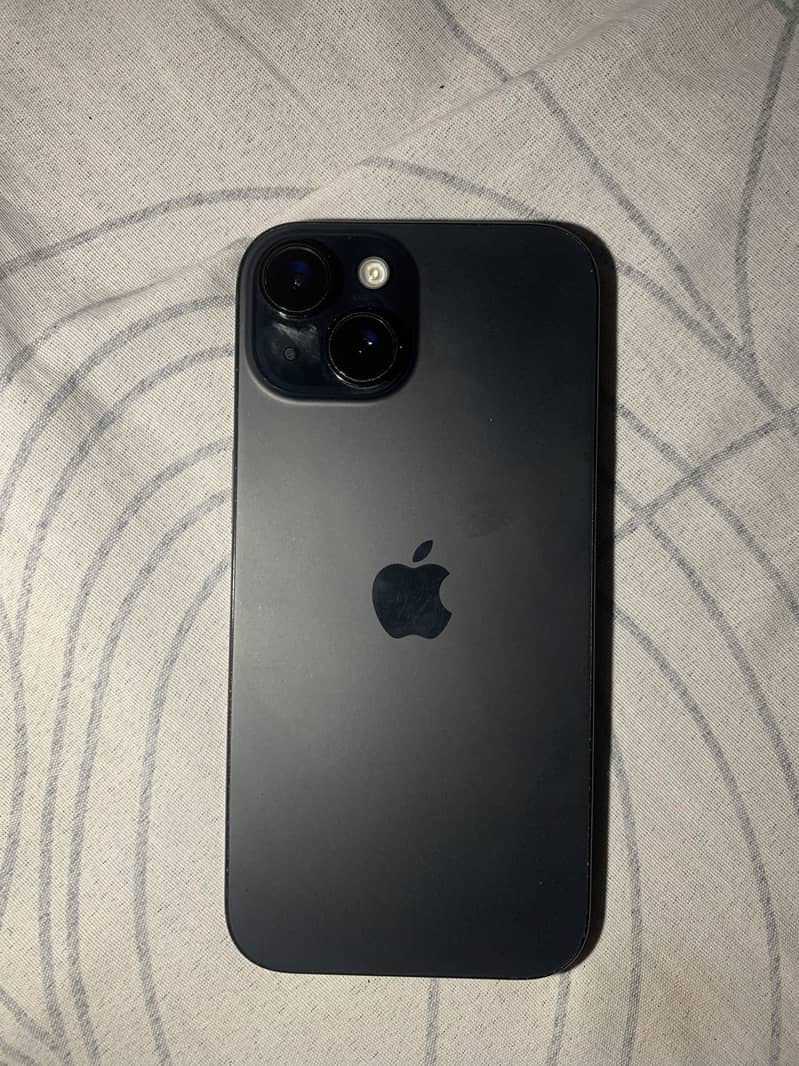 Apple iPhone 15 3