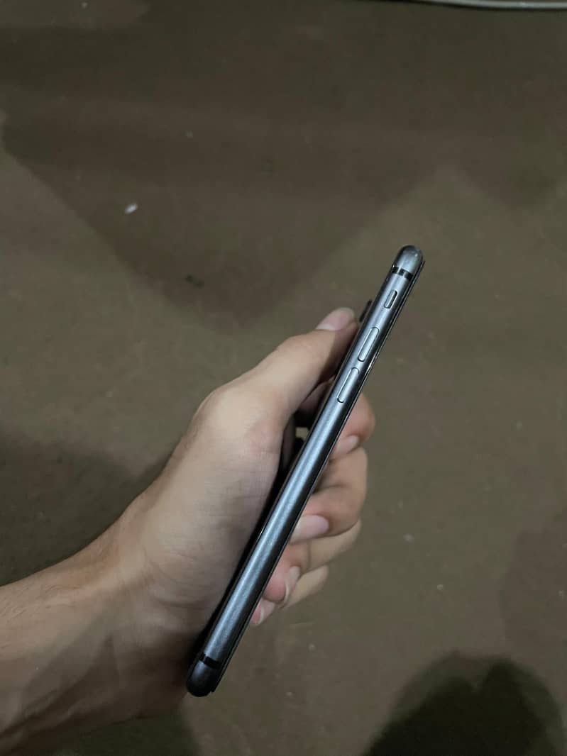 Apple iPhone 8 7