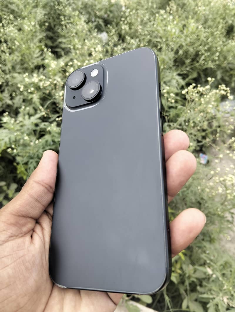 Apple iPhone 15 1
