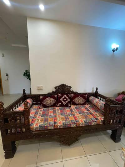 Beautiful Traditional Wooden Sofa Set / Diwan – Hand Carved