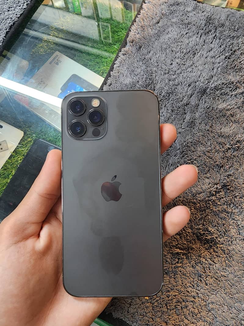 Apple iPhone 12 Pro 0