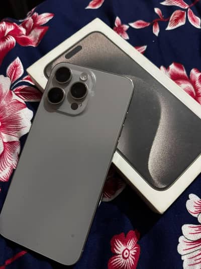 Apple iPhone 15 Pro Max jv