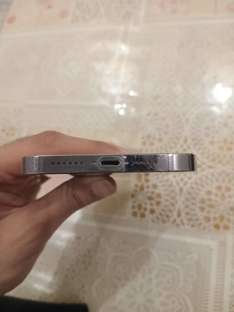 Apple iPhone 14 Pro Max 5
