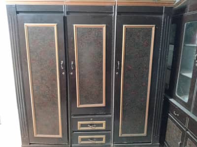 3 door wardrobes sale in faisalabad