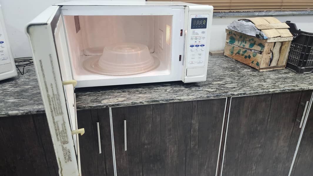 micro wave oven 3