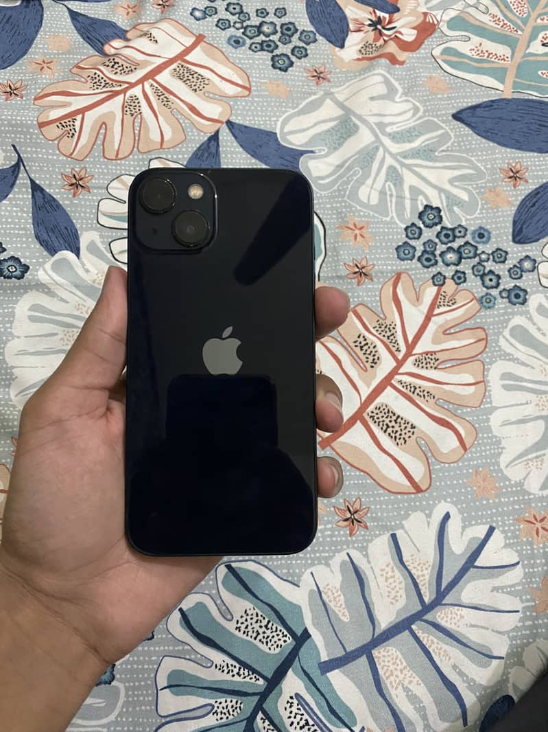 Apple iPhone 13 2