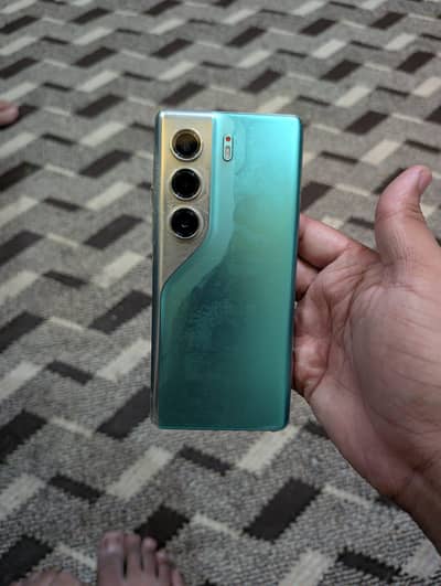 Tecno camon 40 pro 8/256