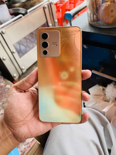 Vivo V23 5g with box