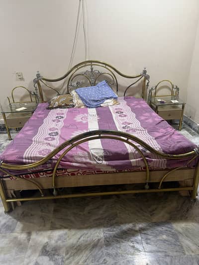 8 pcs iron gold silver bedroom set