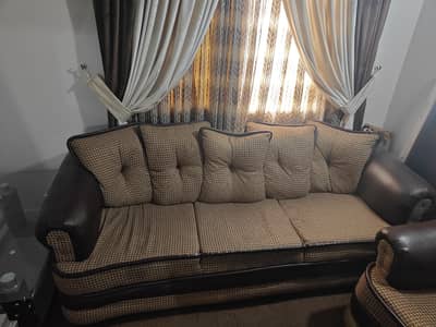 5 seater sofa set with glass centre table for sale