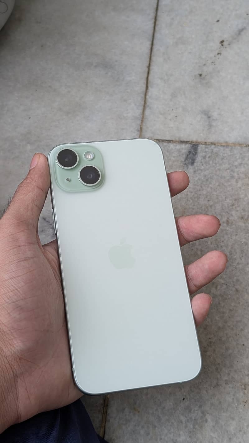 Apple iPhone 15 plus 0