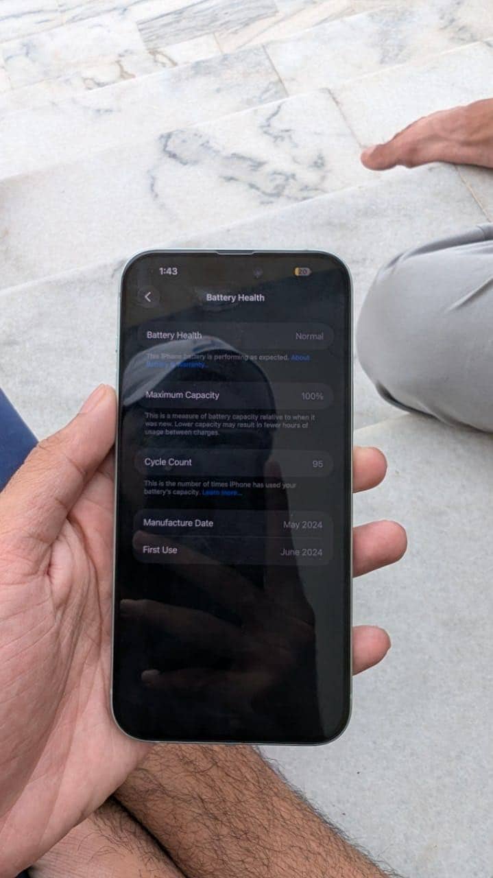 Apple iPhone 15 plus 4