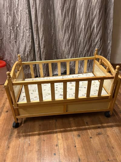 Wooden Baby Cradle / Baby Cot