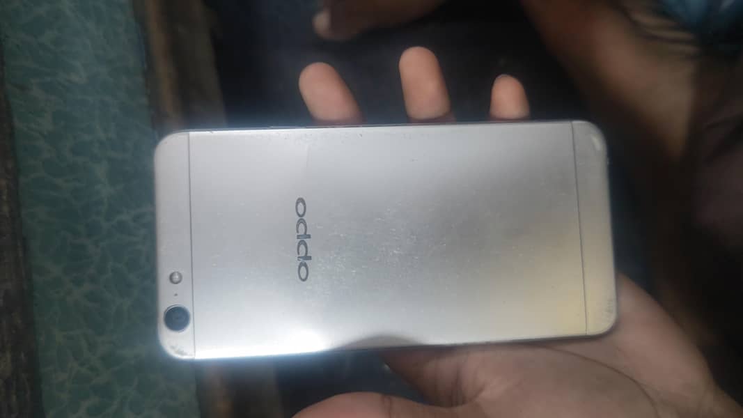 OPPO A57 2
