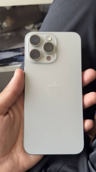 Apple iPhone 15 Pro Max