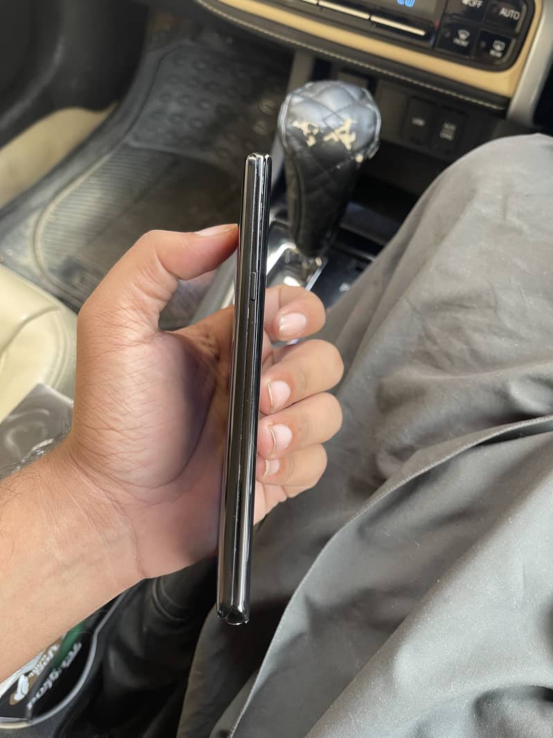 Samsung Mobile Note 8 5