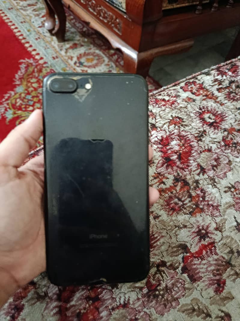 Apple iPhone 7 Plus 0