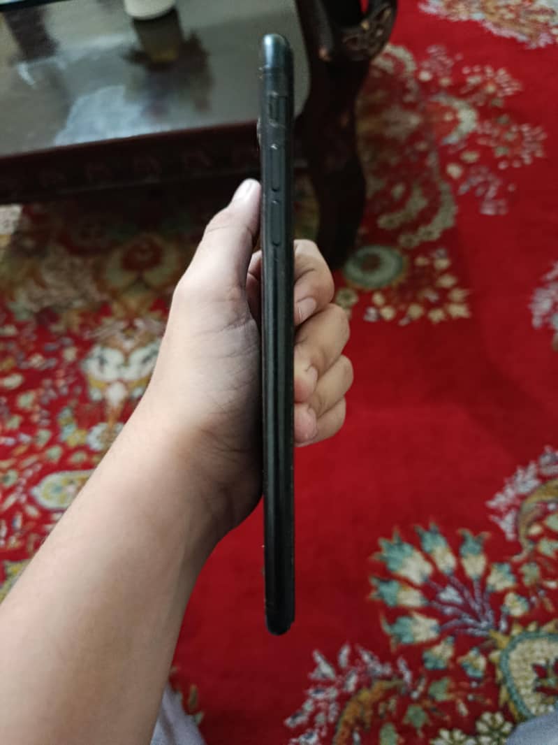 Apple iPhone 7 Plus 3