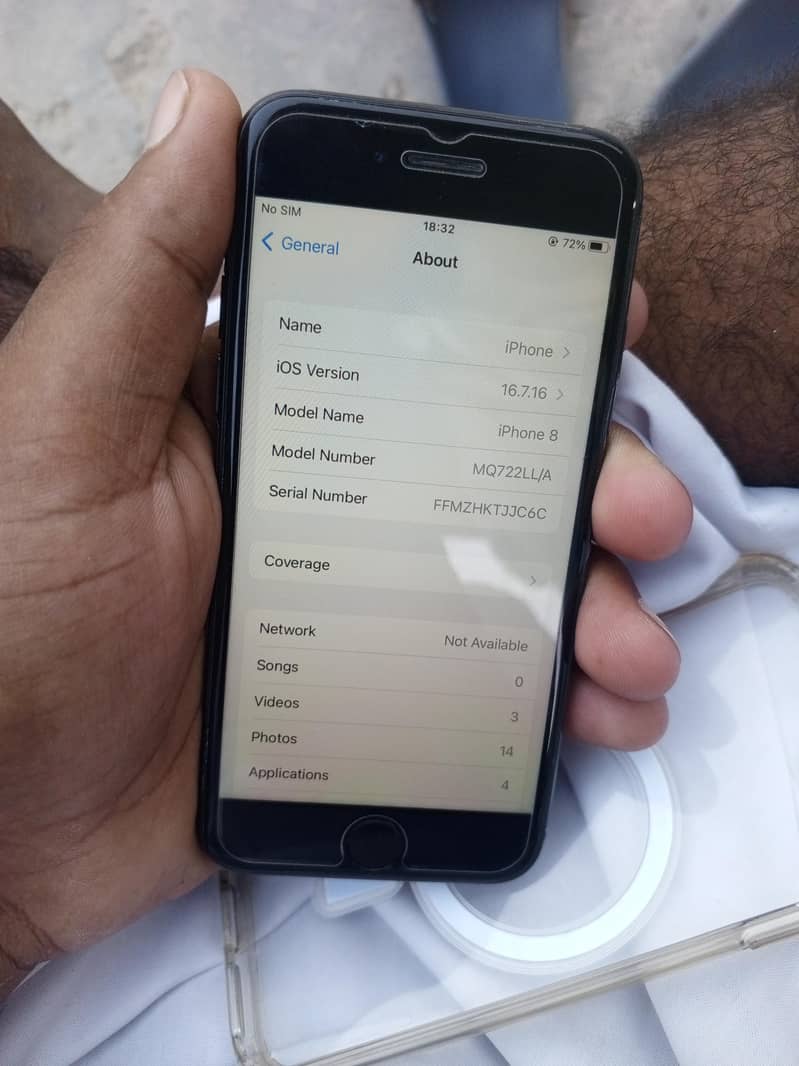 Apple iPhone 8 5