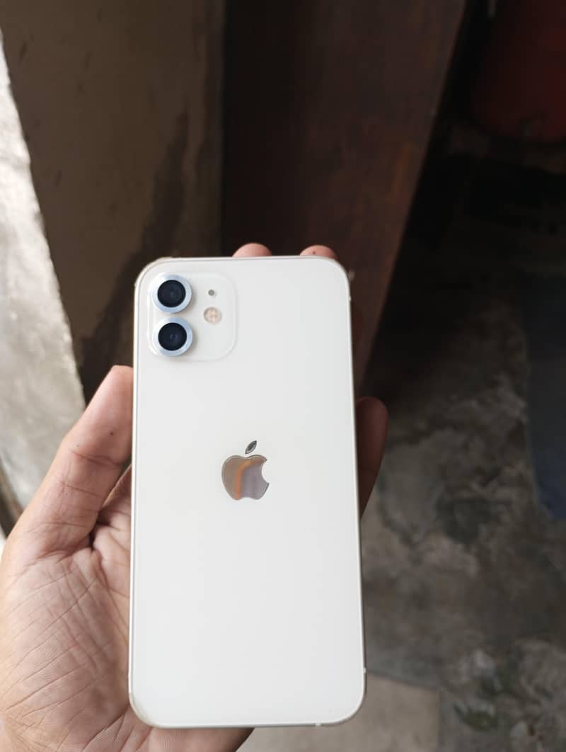 Apple iPhone 12 0