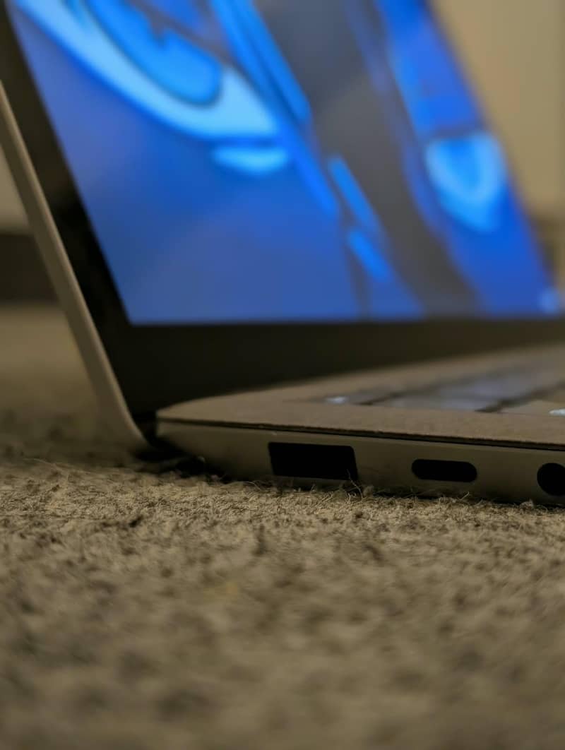 Surface Laptop 3 2