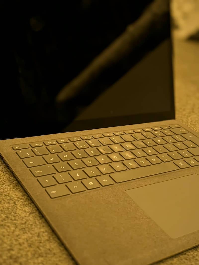 Surface Laptop 3 4