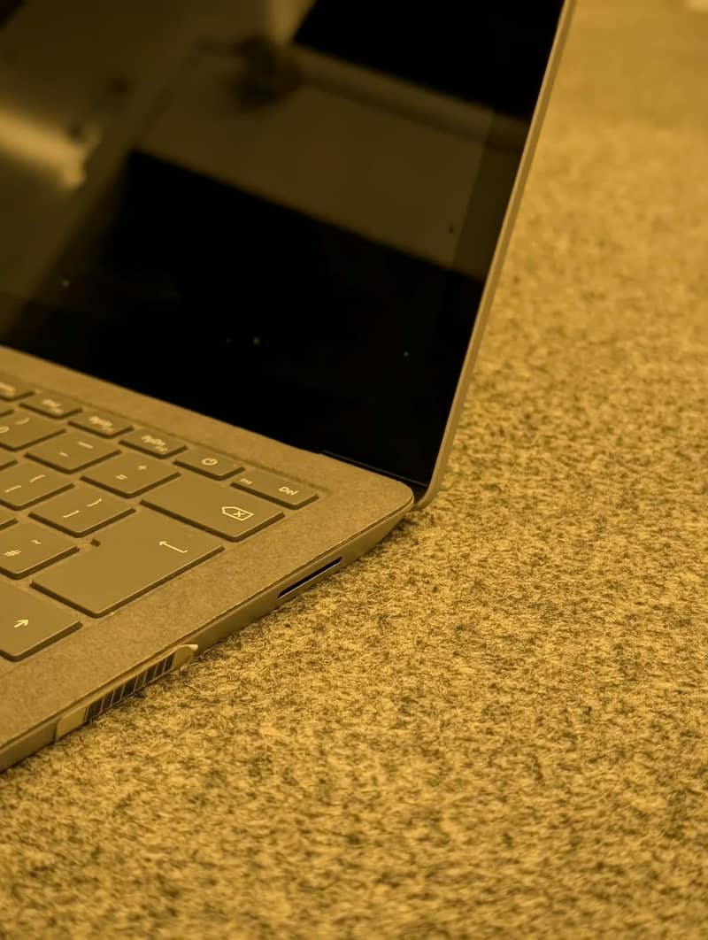 Surface Laptop 3 6